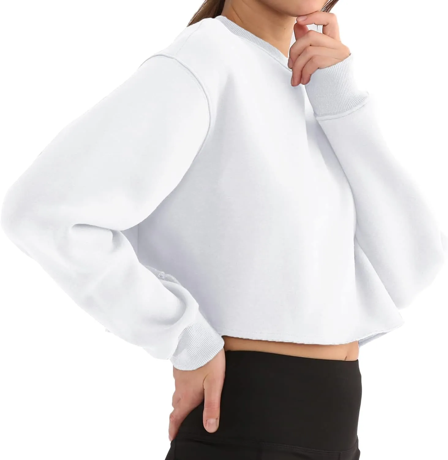 Amazhiyu Women' s Pullover Cropped Sweatshirt Crew Neck Long Sleeve Fleece Crop Tops