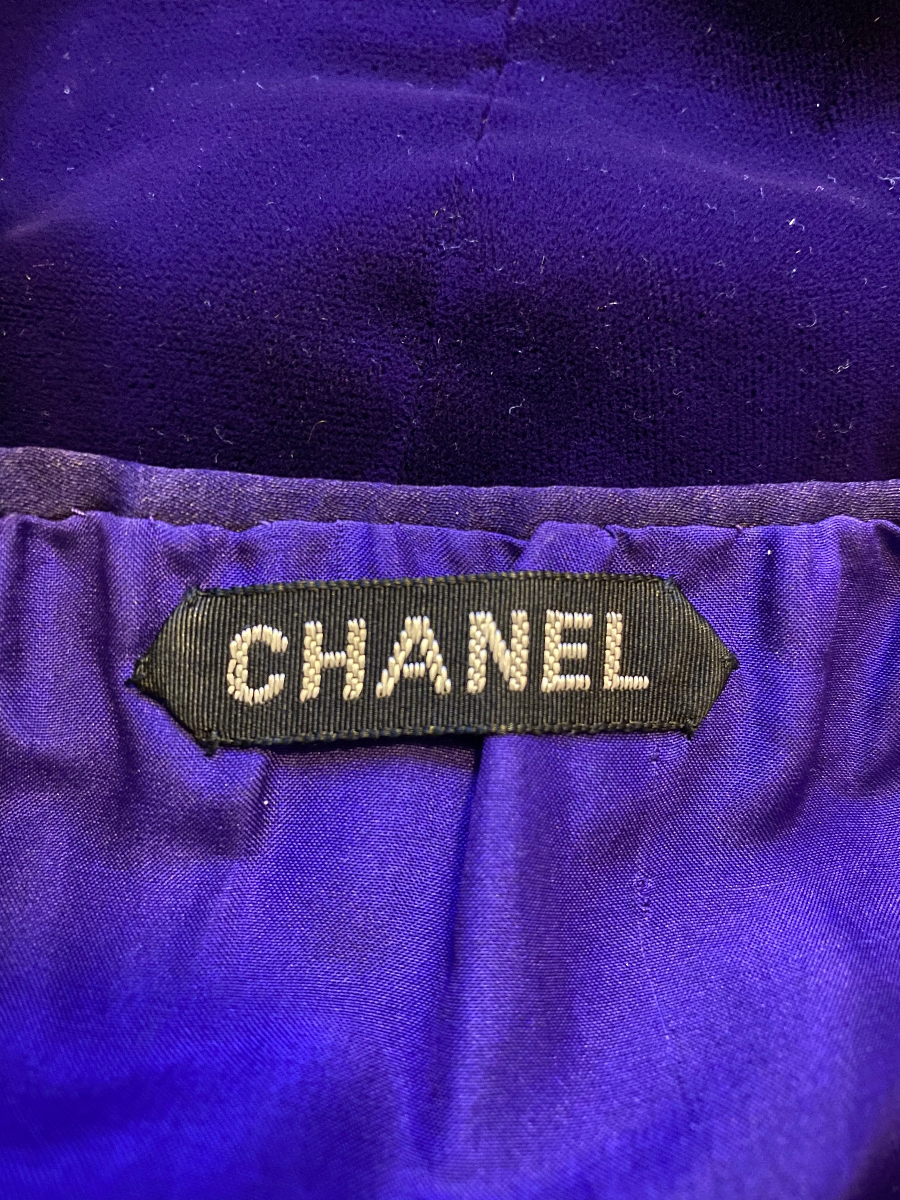 ARCHIVE - 1985 Chanel Haute Couture Purple Tweed Velvet Three-Piece Suit