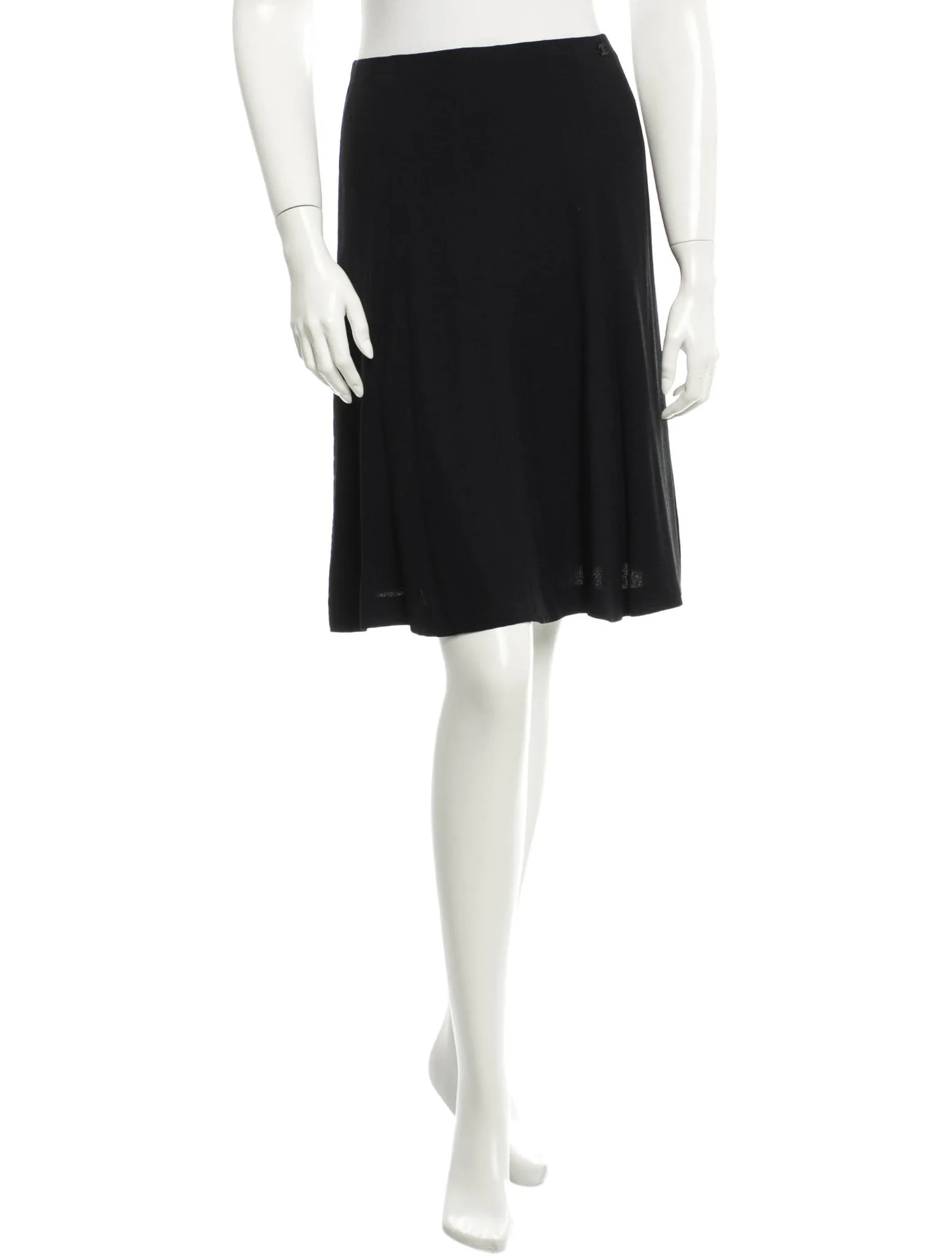 CHANEL 02C NAVY BLUE PLEATED FLARED SKIRT F 40 Ladies