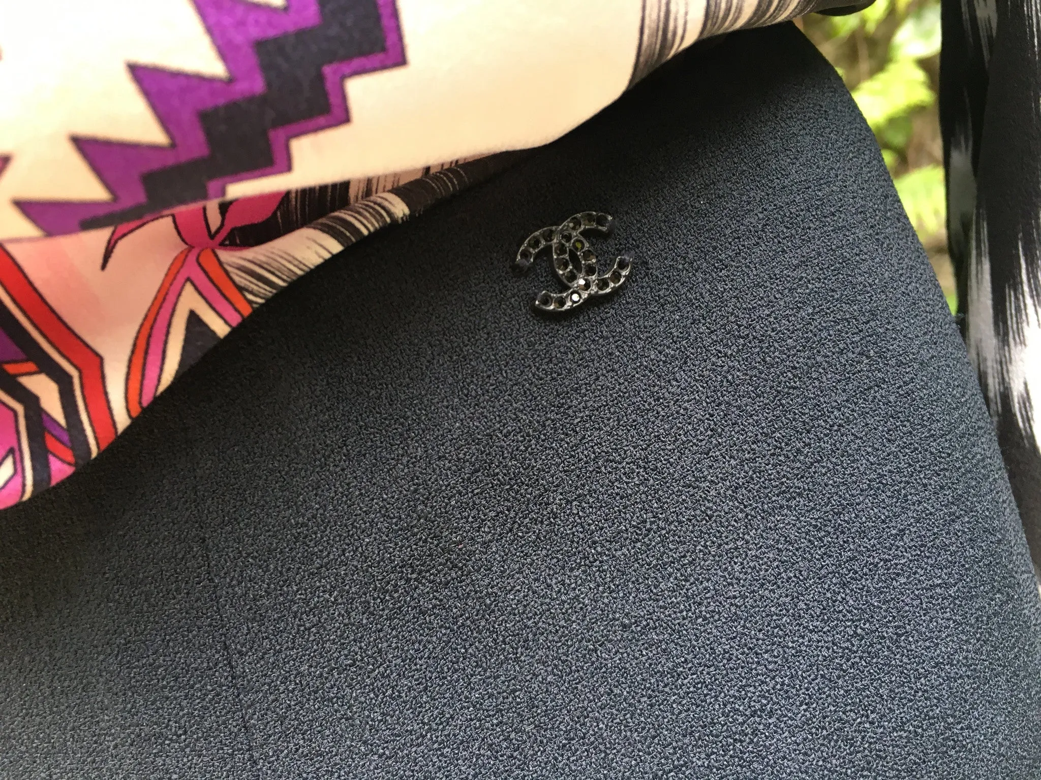 CHANEL 02C NAVY BLUE PLEATED FLARED SKIRT F 40 Ladies