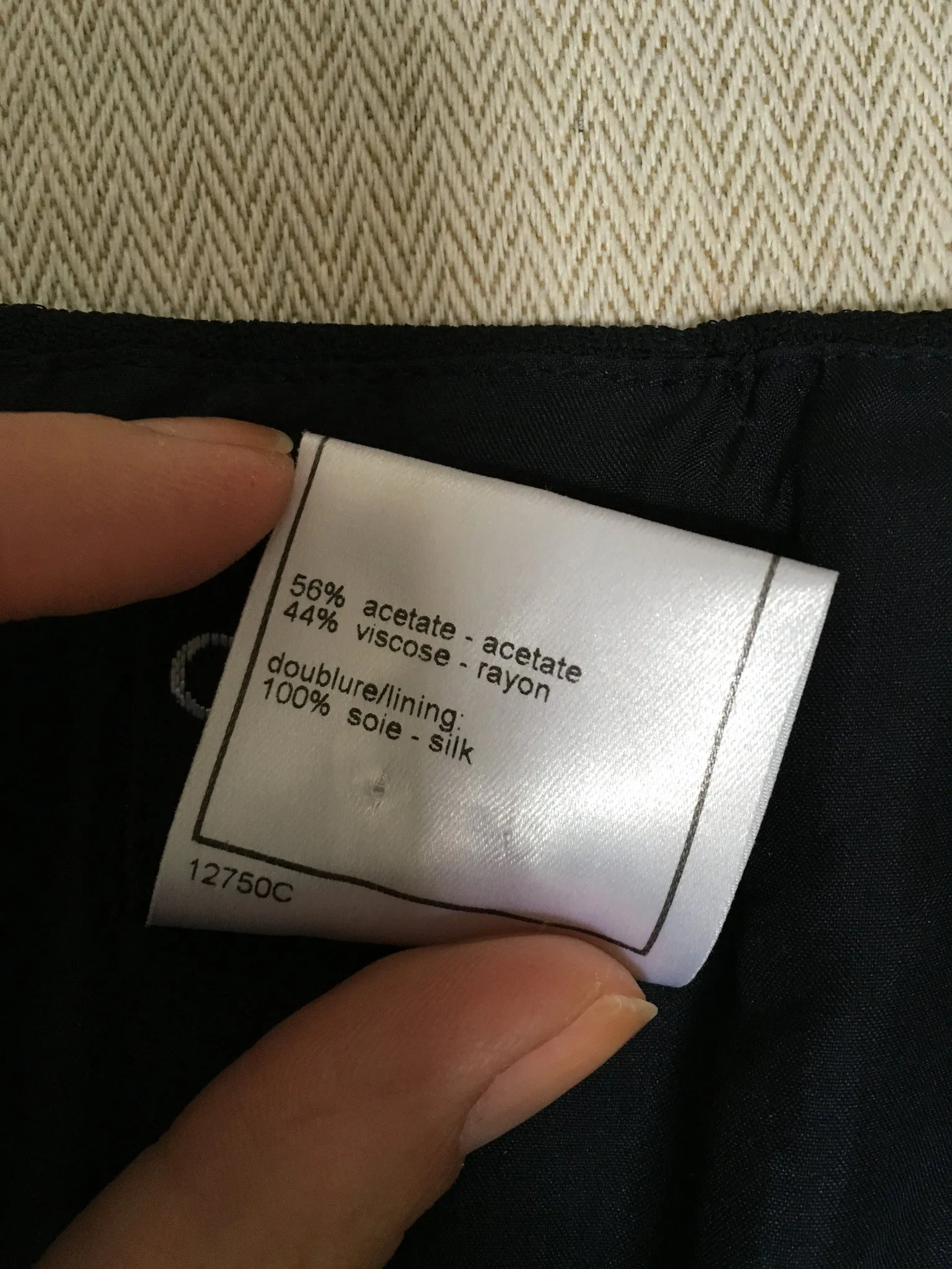 CHANEL 02C NAVY BLUE PLEATED FLARED SKIRT F 40 Ladies