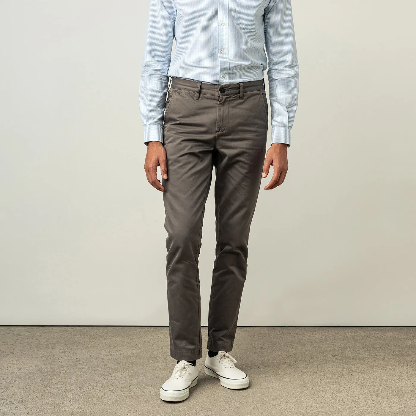 CHINOS