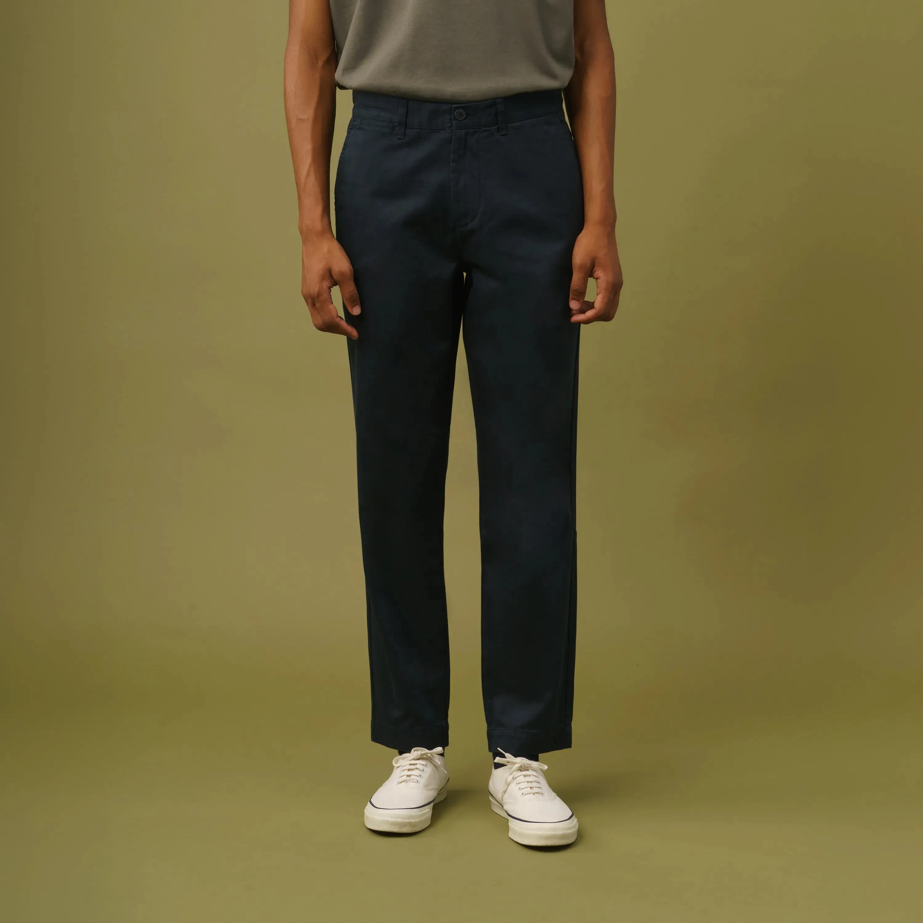 CHINOS