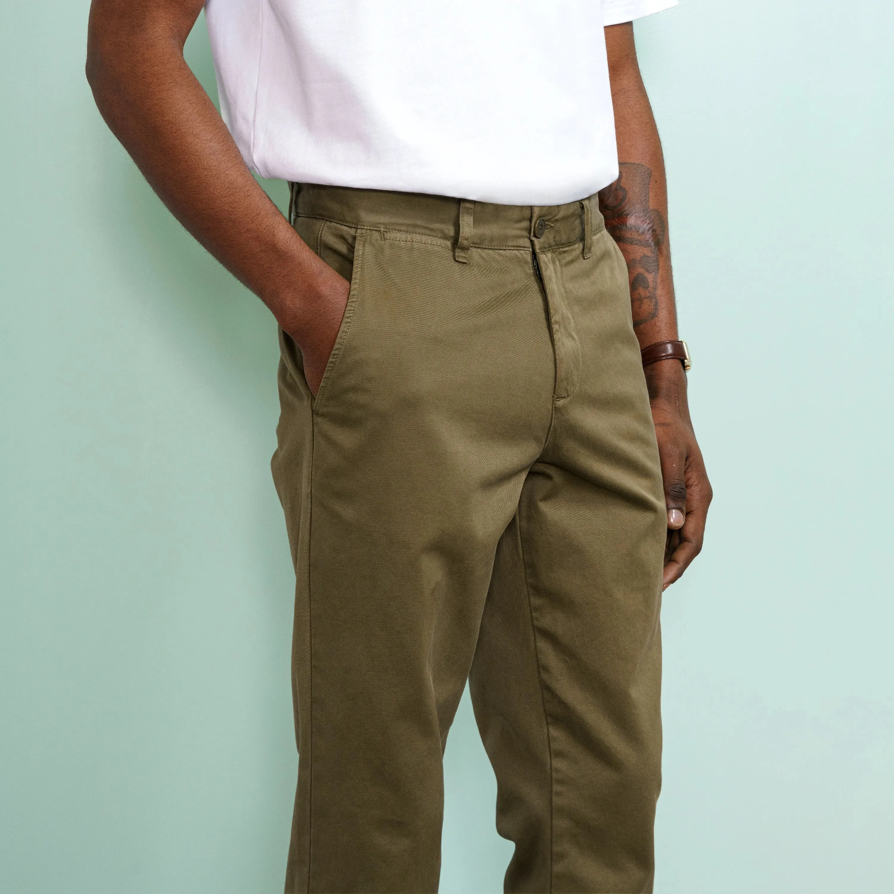 CHINOS