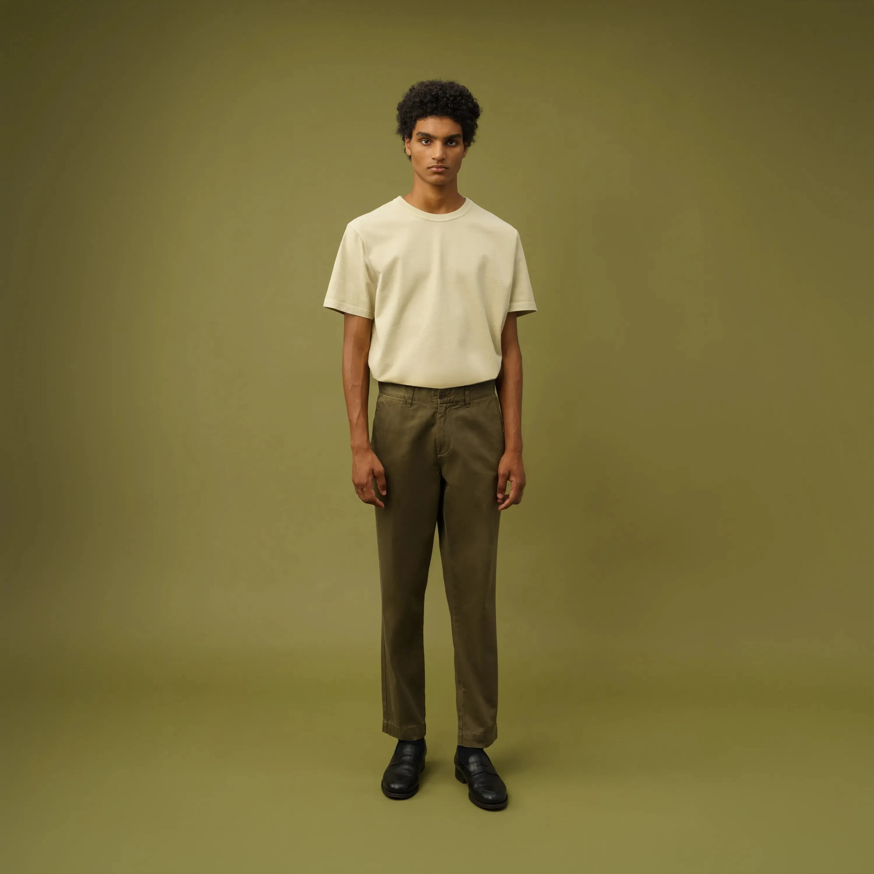 CHINOS