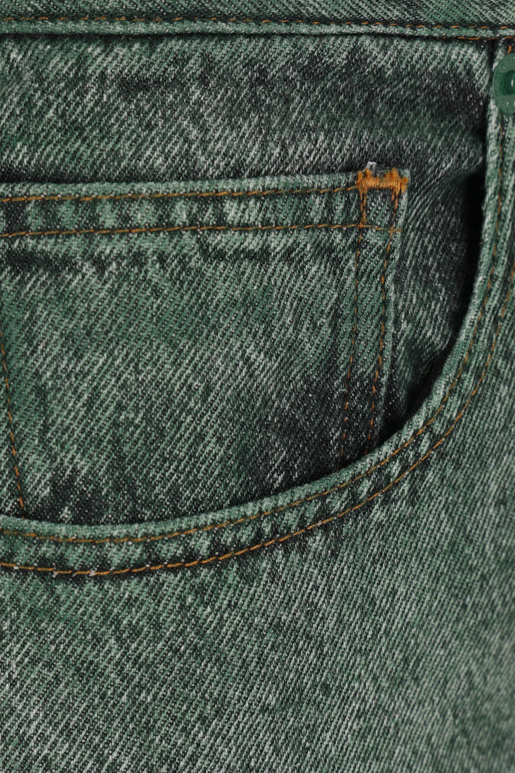 loose-fit denim jeans