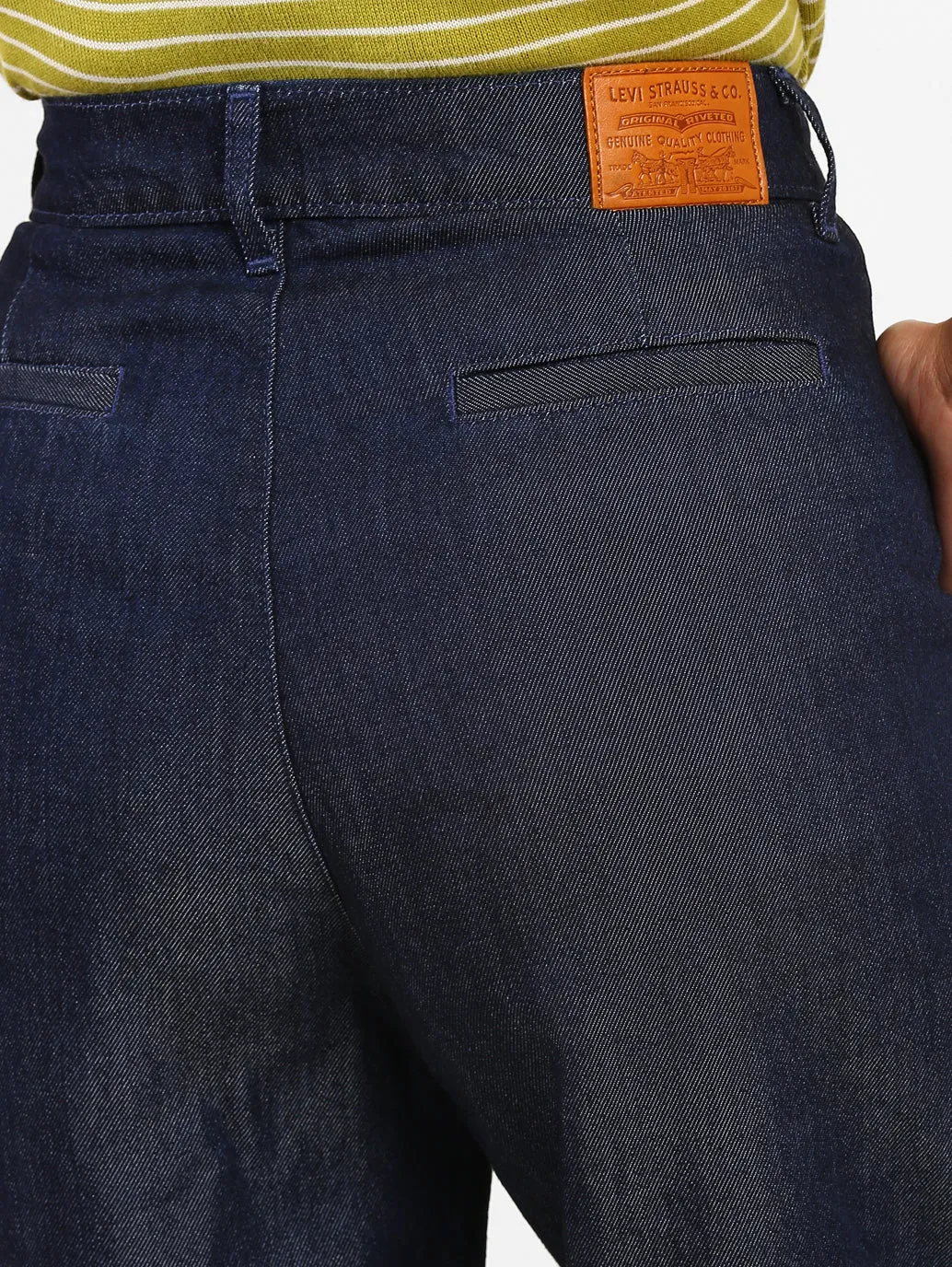 Women's High Rise Loose Fit Jeans